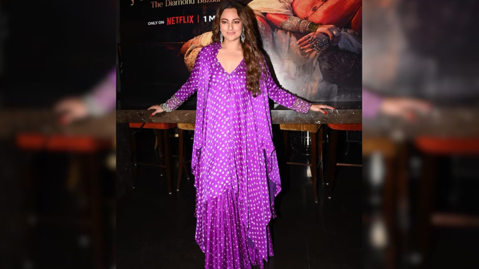 Sonakshi Sinha Radiates Royalty in Anushka Khanna Ensemble: A Regal Affair at Heeramandi Preview